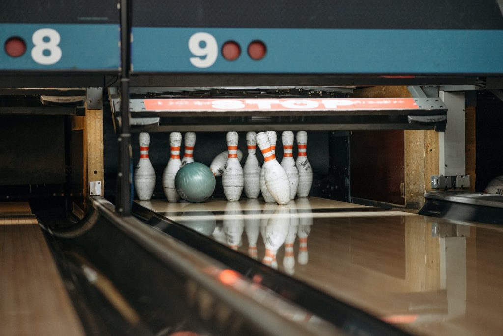 What Are The Top 6 Facts About Bowling? Bowling Alley Prices